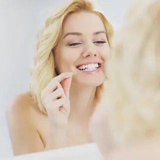 /img/26806-smile-makeover.webp