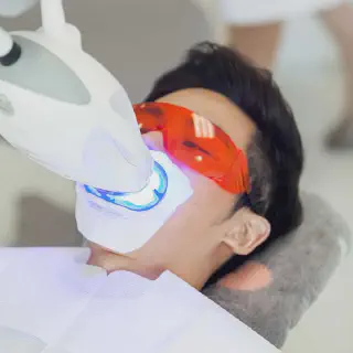 /img/26924-zoom-whitening-aftercare.webp