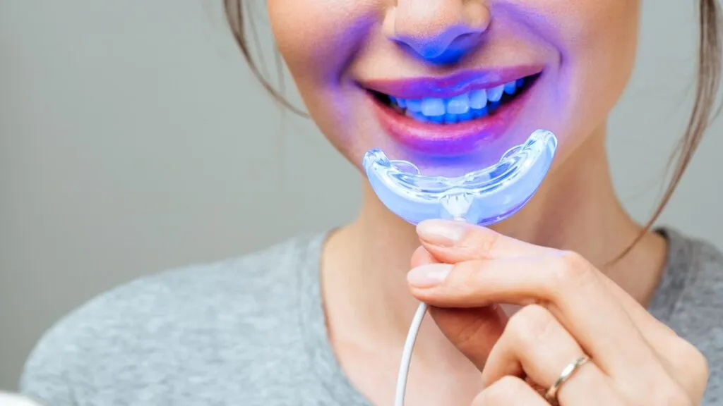 26996 applying whitening agent