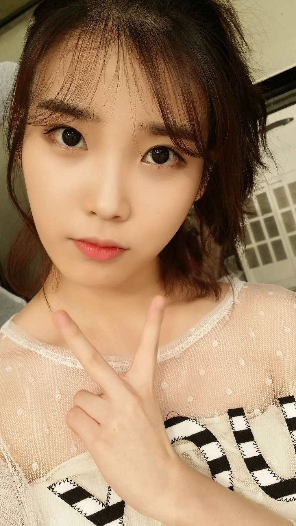 27025 kpop idol skin whitening