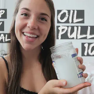 /img/27026-coconut-oil-teeth-sensitivity.webp